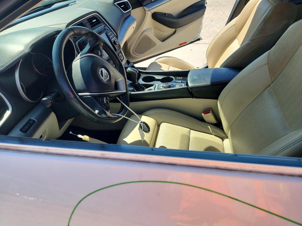 2016 NISSAN Maxima