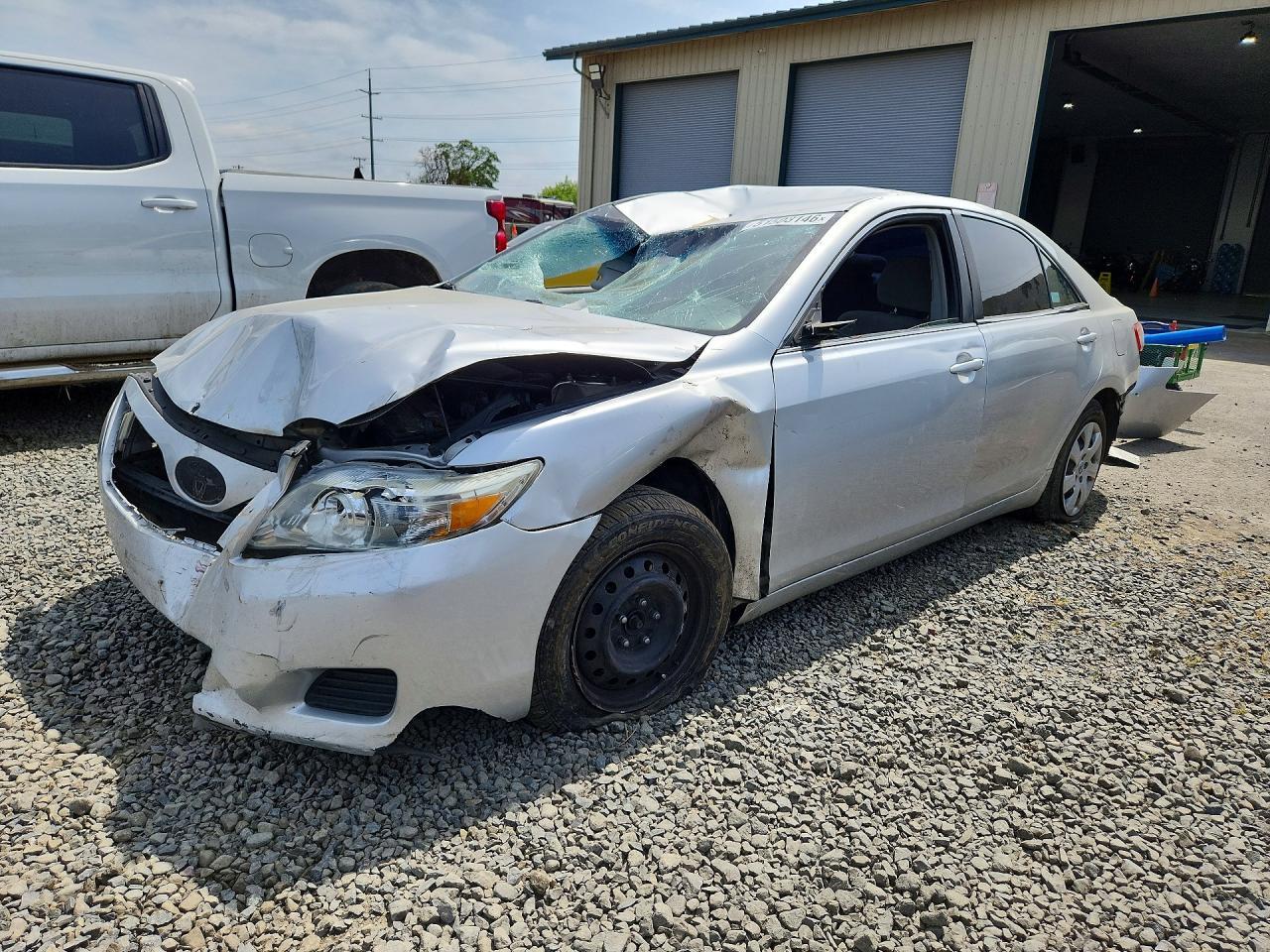 2010 TOYOTA CAMRY