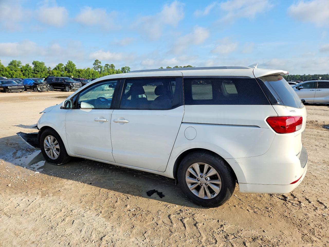 2015 KIA SEDONA