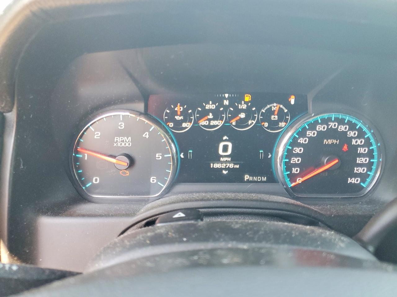 2016 CHEVROLET Suburban
