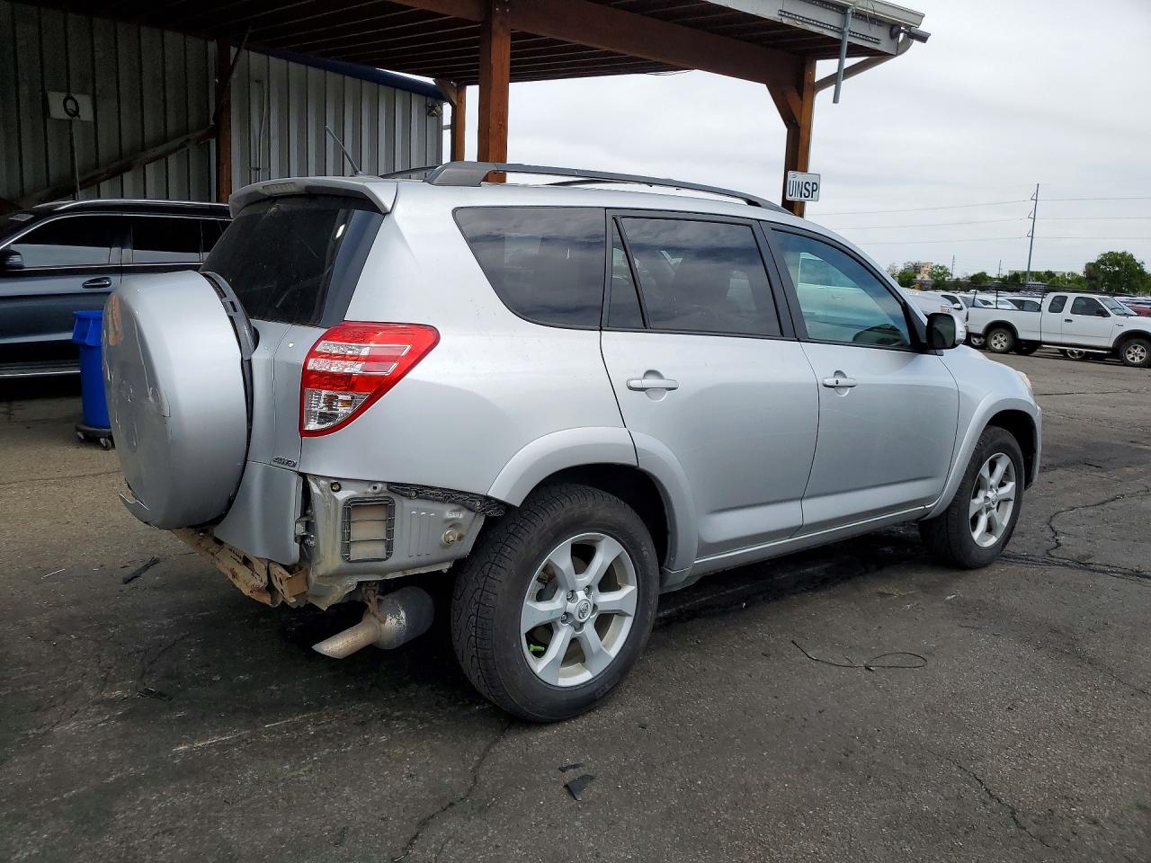 2012 TOYOTA RAV4