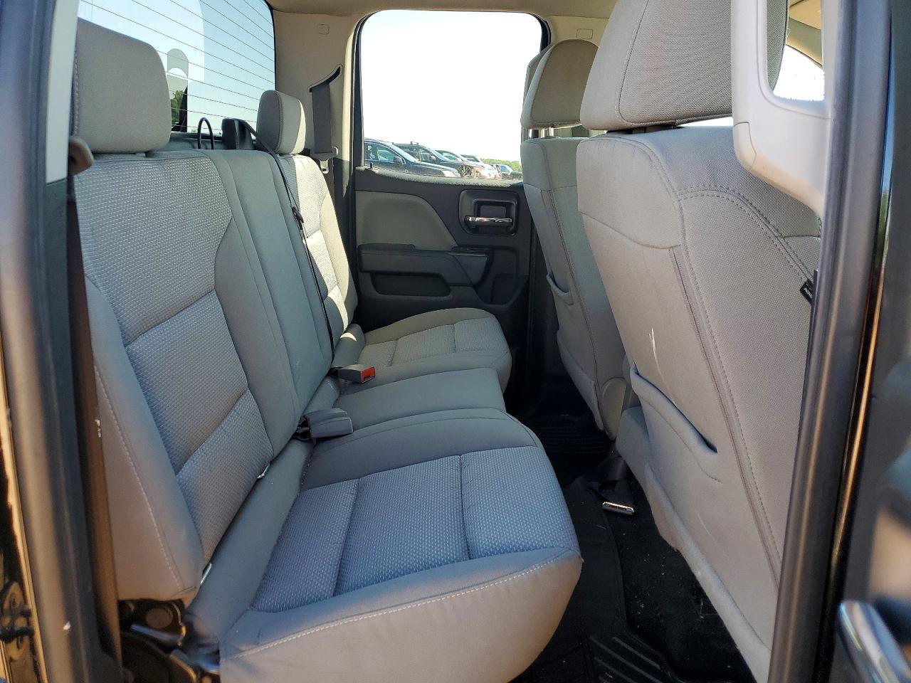 2018 CHEVROLET Silverado