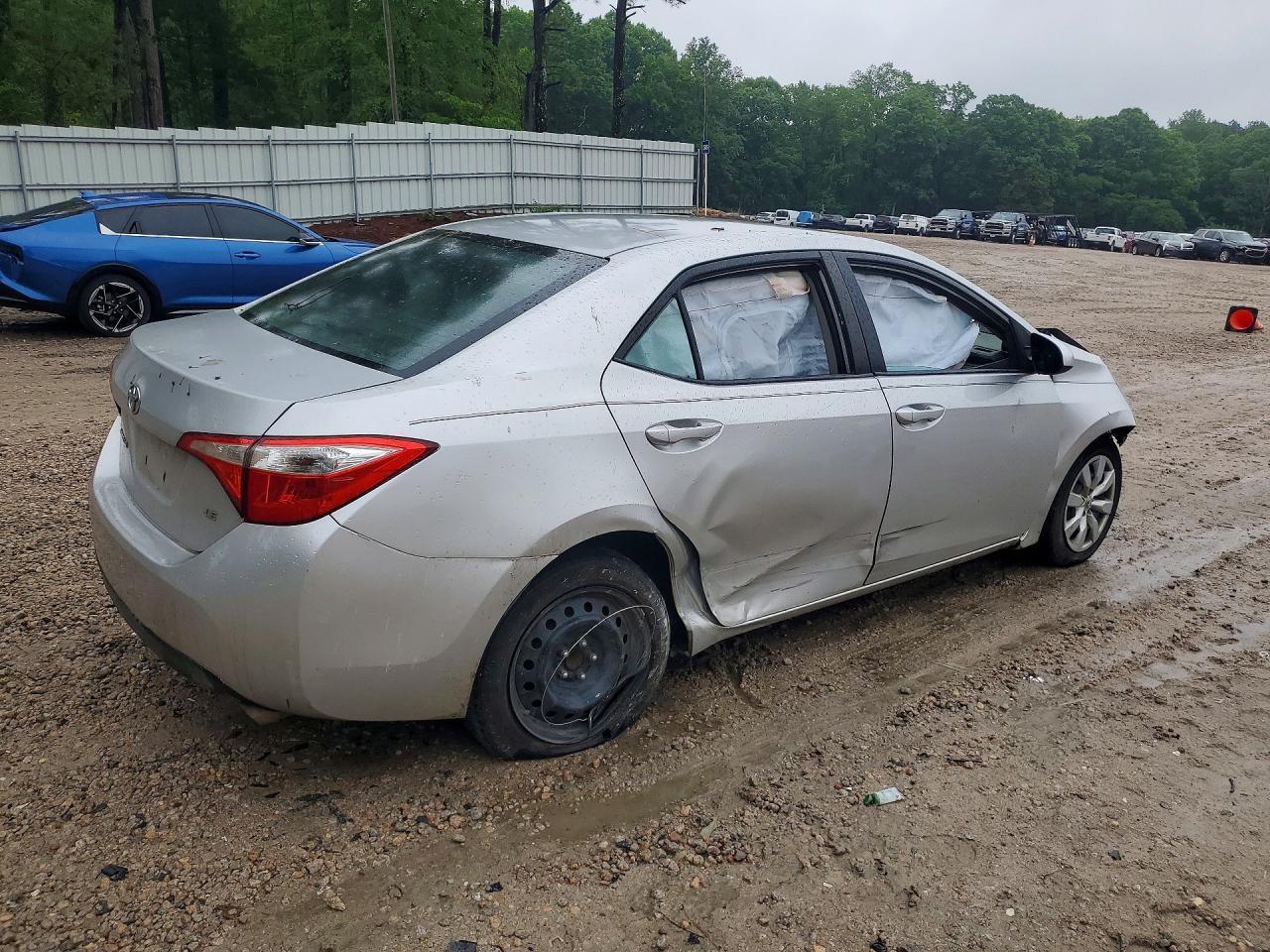 2015 TOYOTA COROLLA