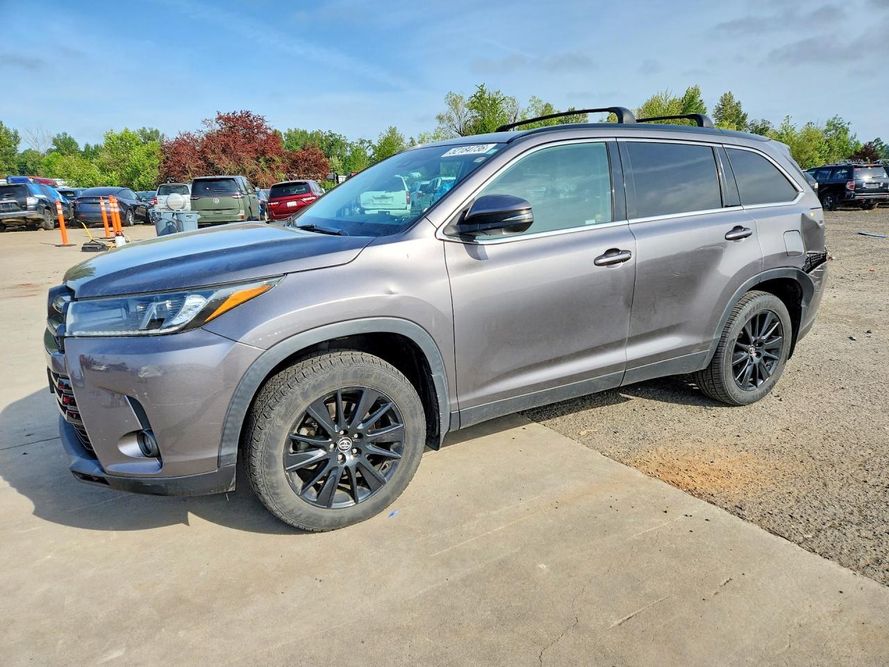 2019 TOYOTA HIGHLANDER