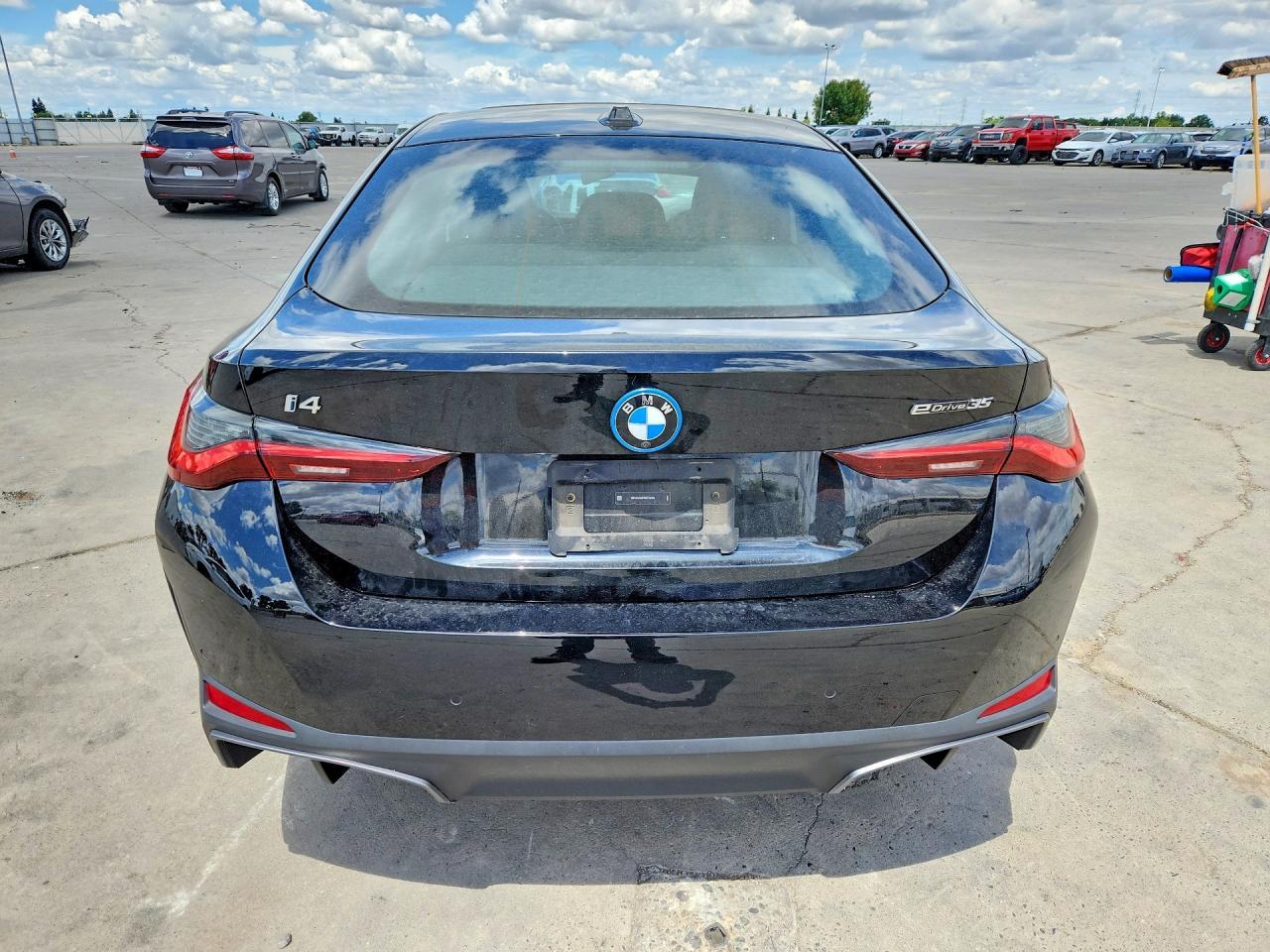 2024 BMW i4