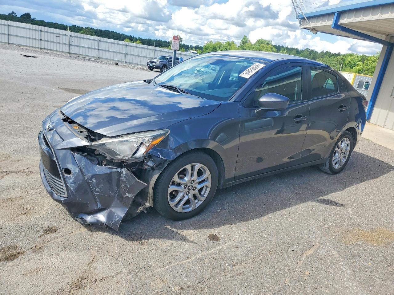 2017 TOYOTA YARIS