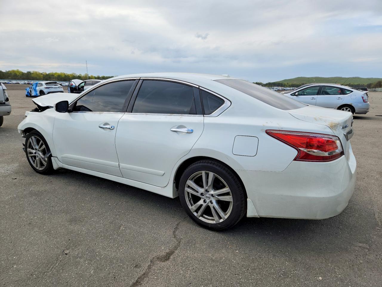2013 NISSAN ALTIMA