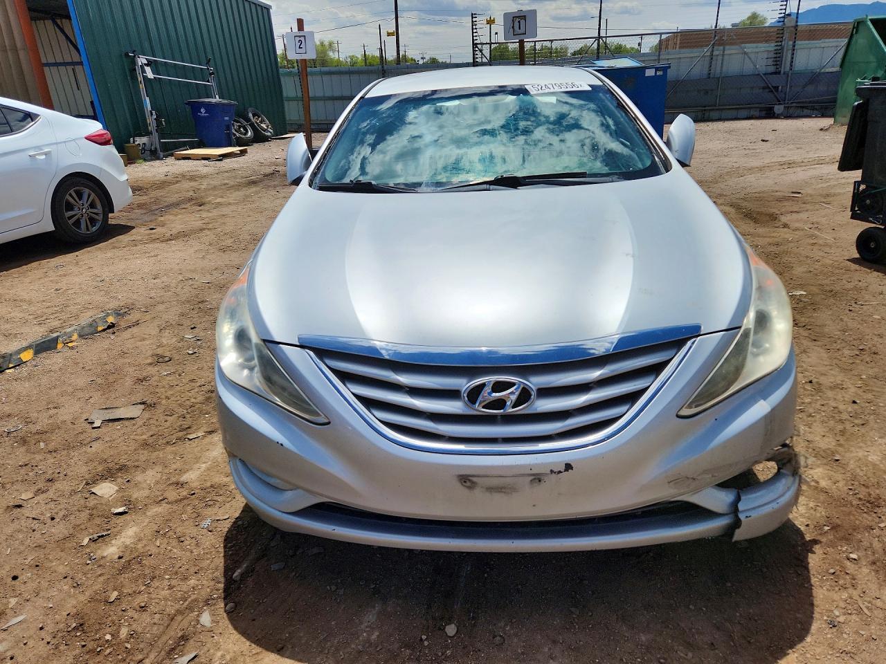 2011 HYUNDAI SONATA