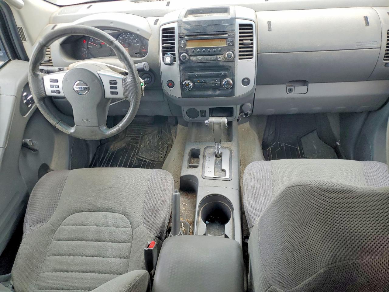 2016 NISSAN Frontier