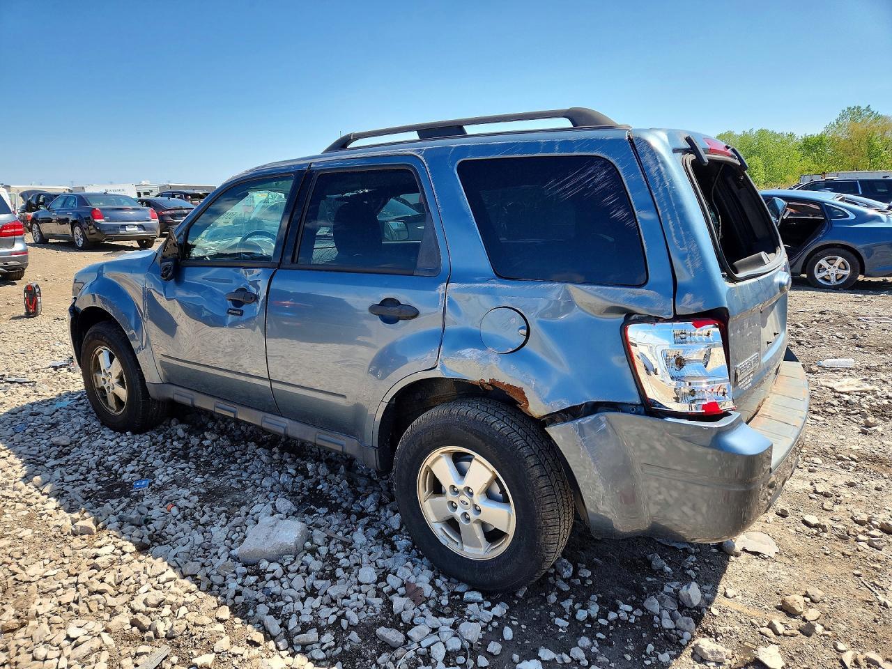 2010 FORD ESCAPE
