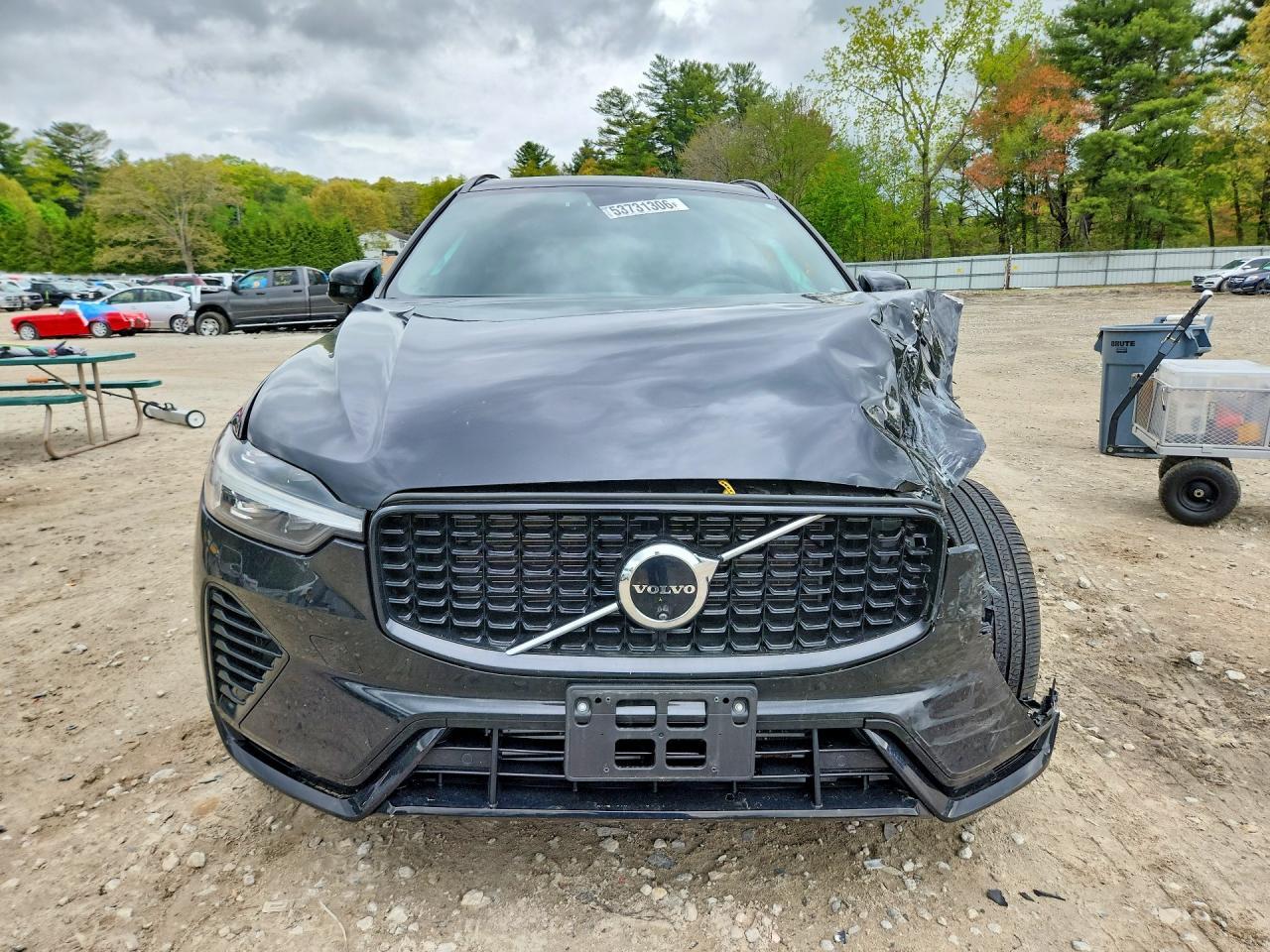 2025 VOLVO XC60