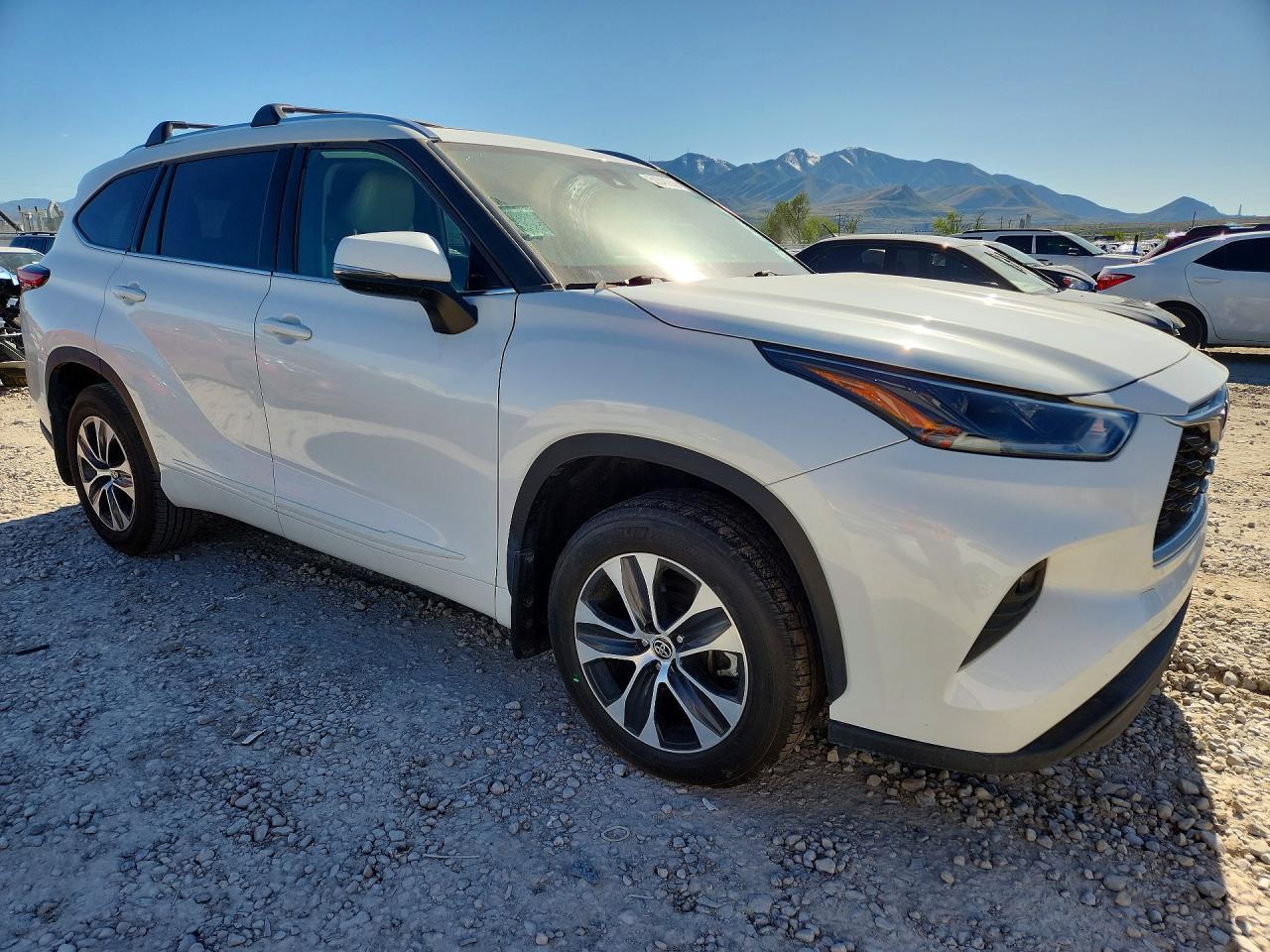 2021 TOYOTA HIGHLANDER