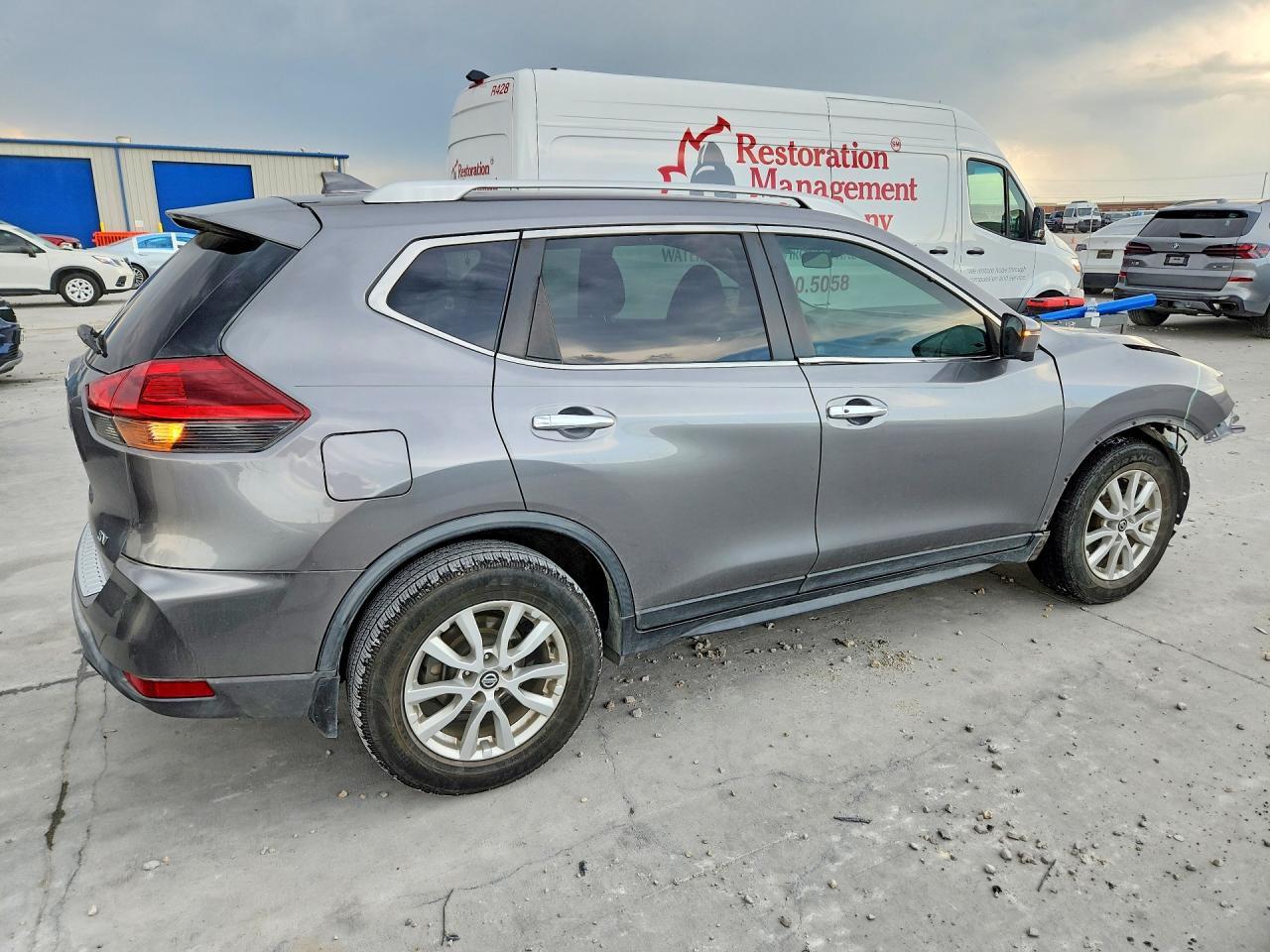 2018 NISSAN ROGUE