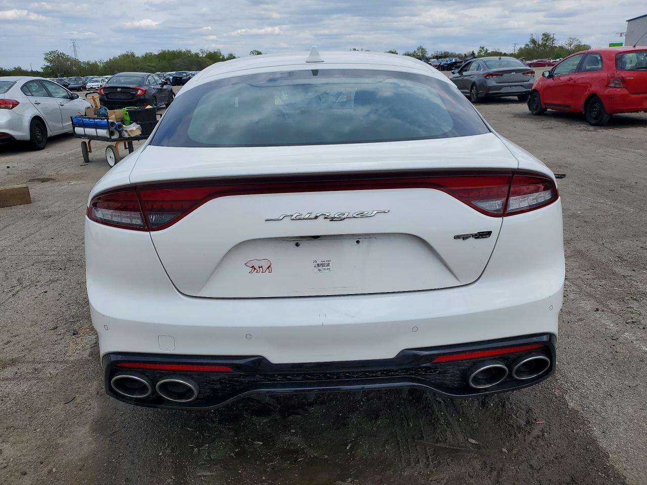 2022 KIA Stinger