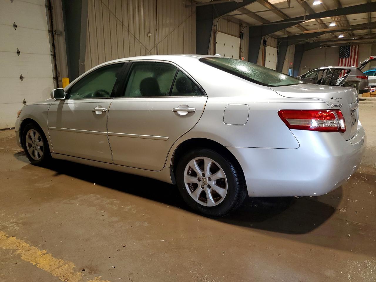 2010 TOYOTA CAMRY