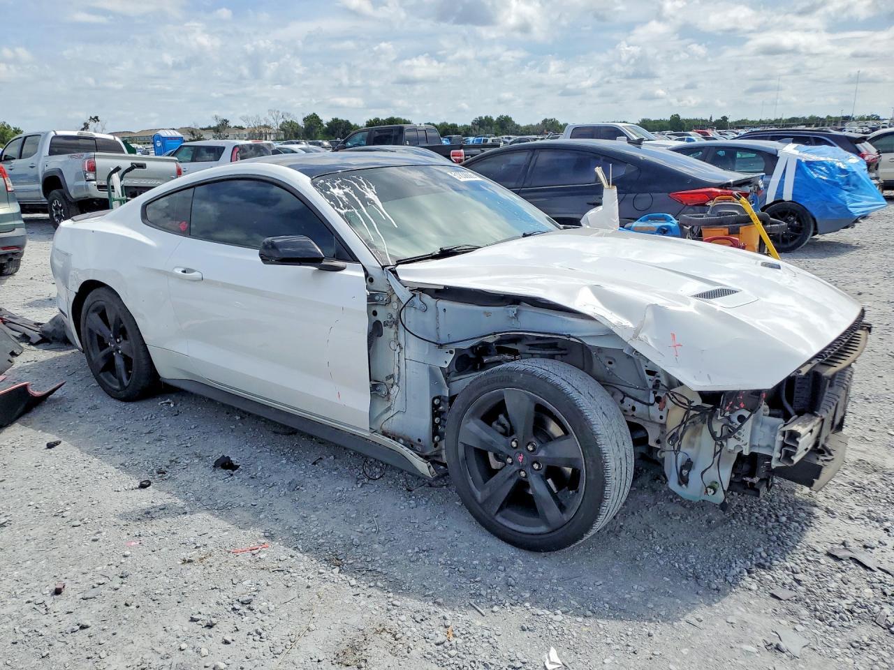2021 FORD MUSTANG