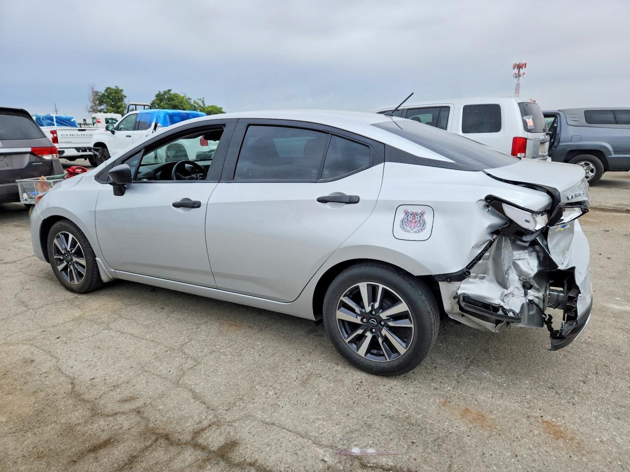 2023 NISSAN VERSA