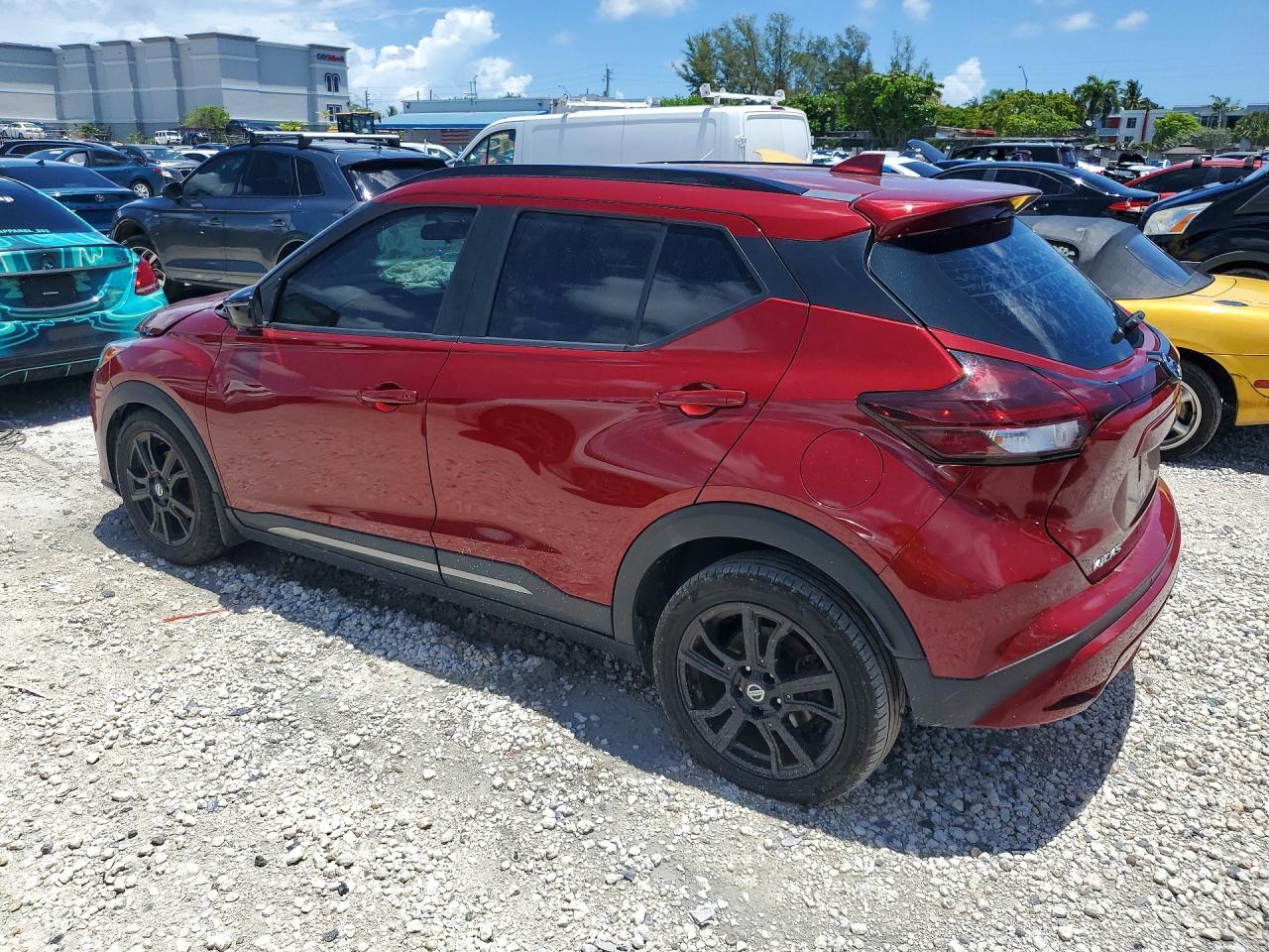 2021 NISSAN KICKS