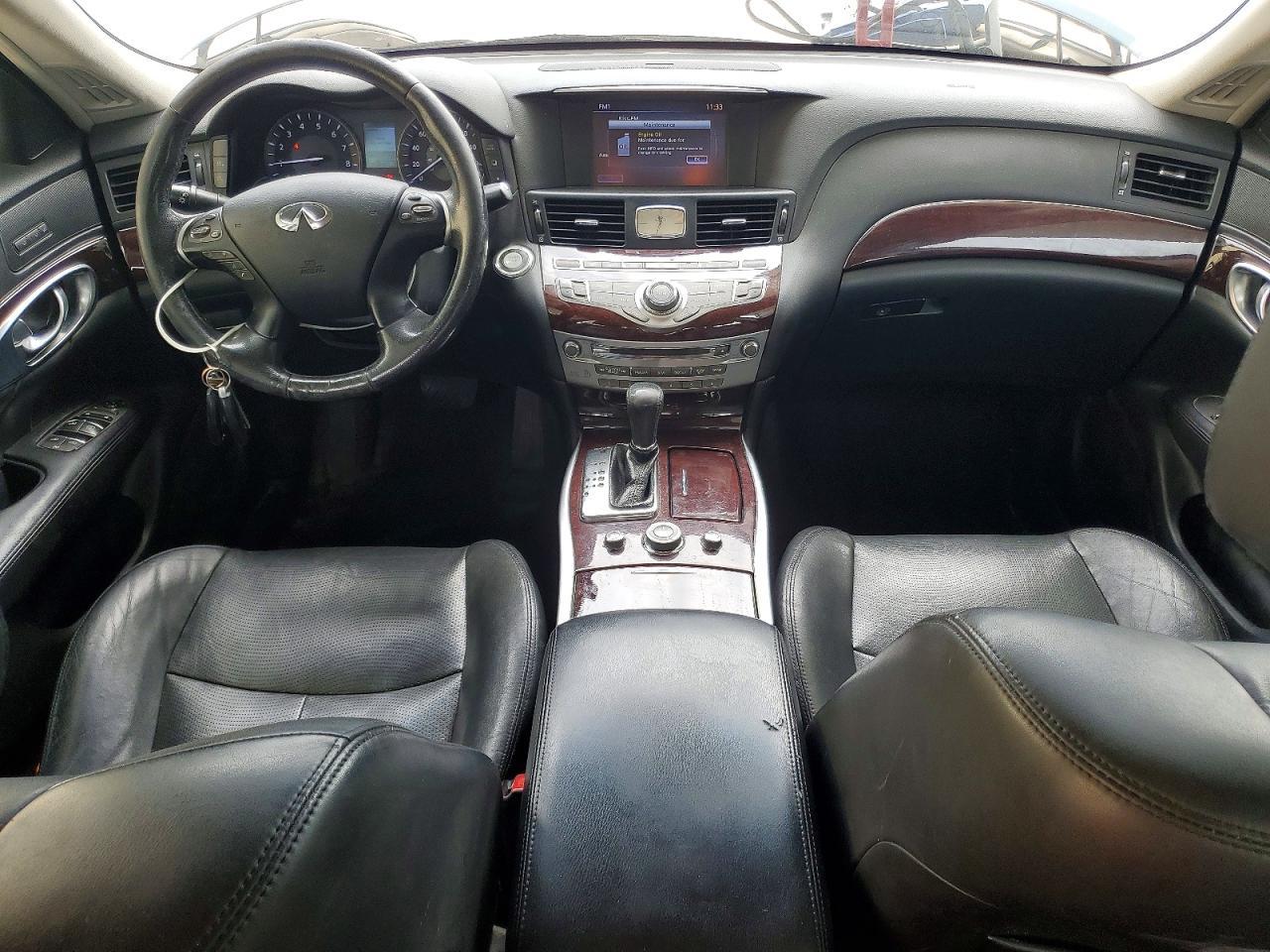 2017 INFINITI Q70