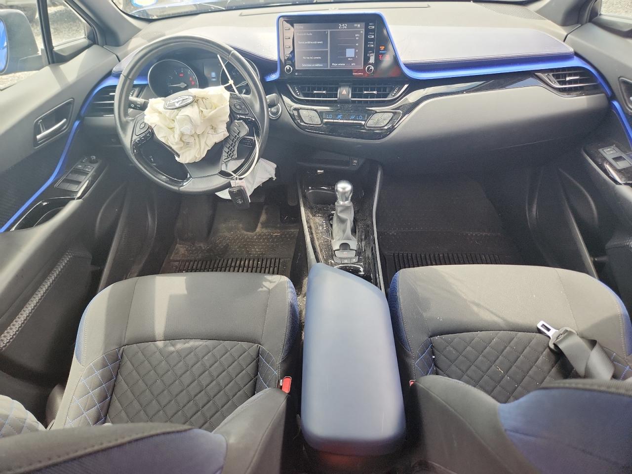 2021 TOYOTA C-HR