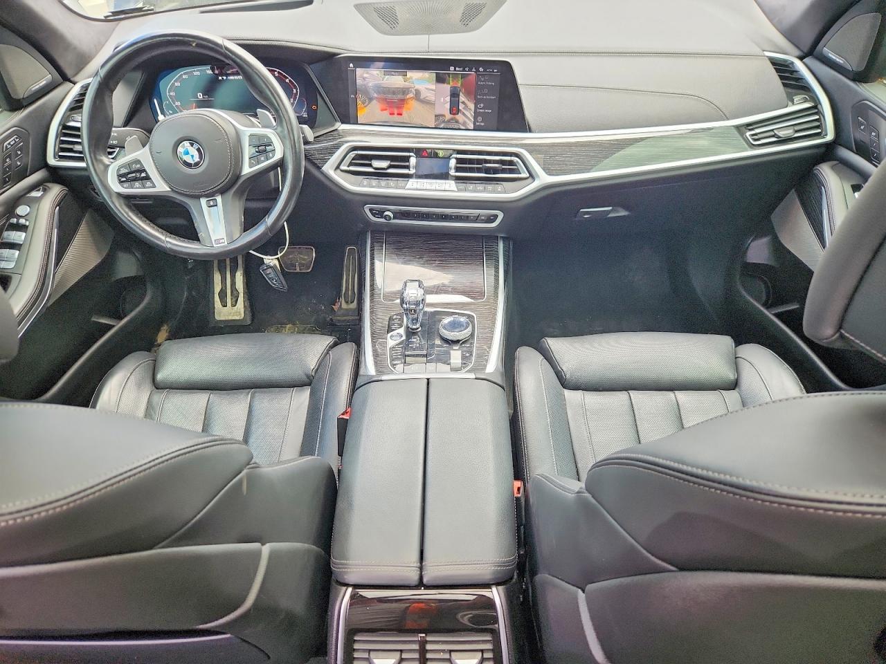 2021 BMW X7