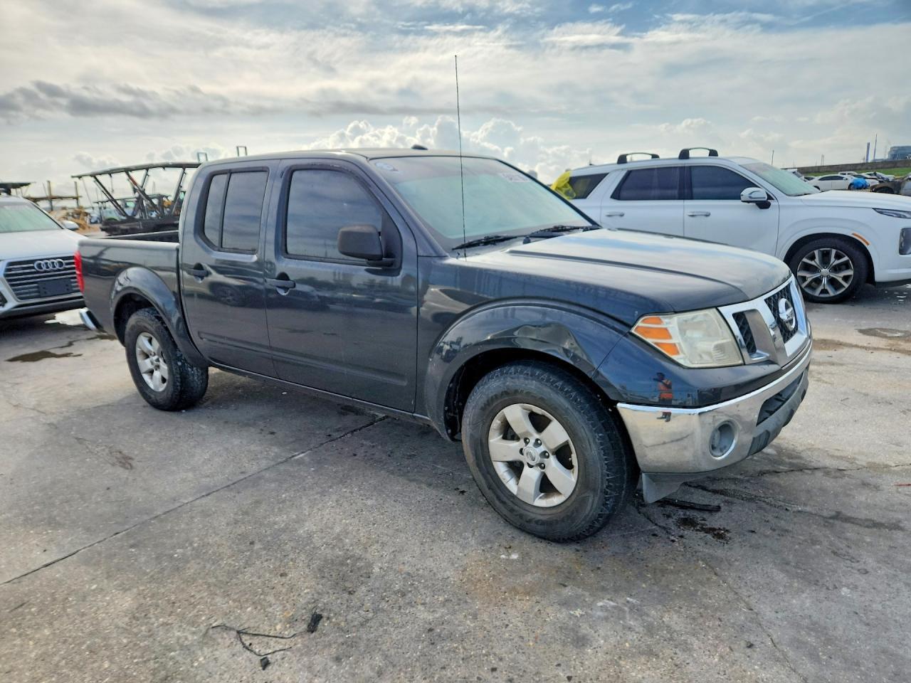 2011 NISSAN Frontier