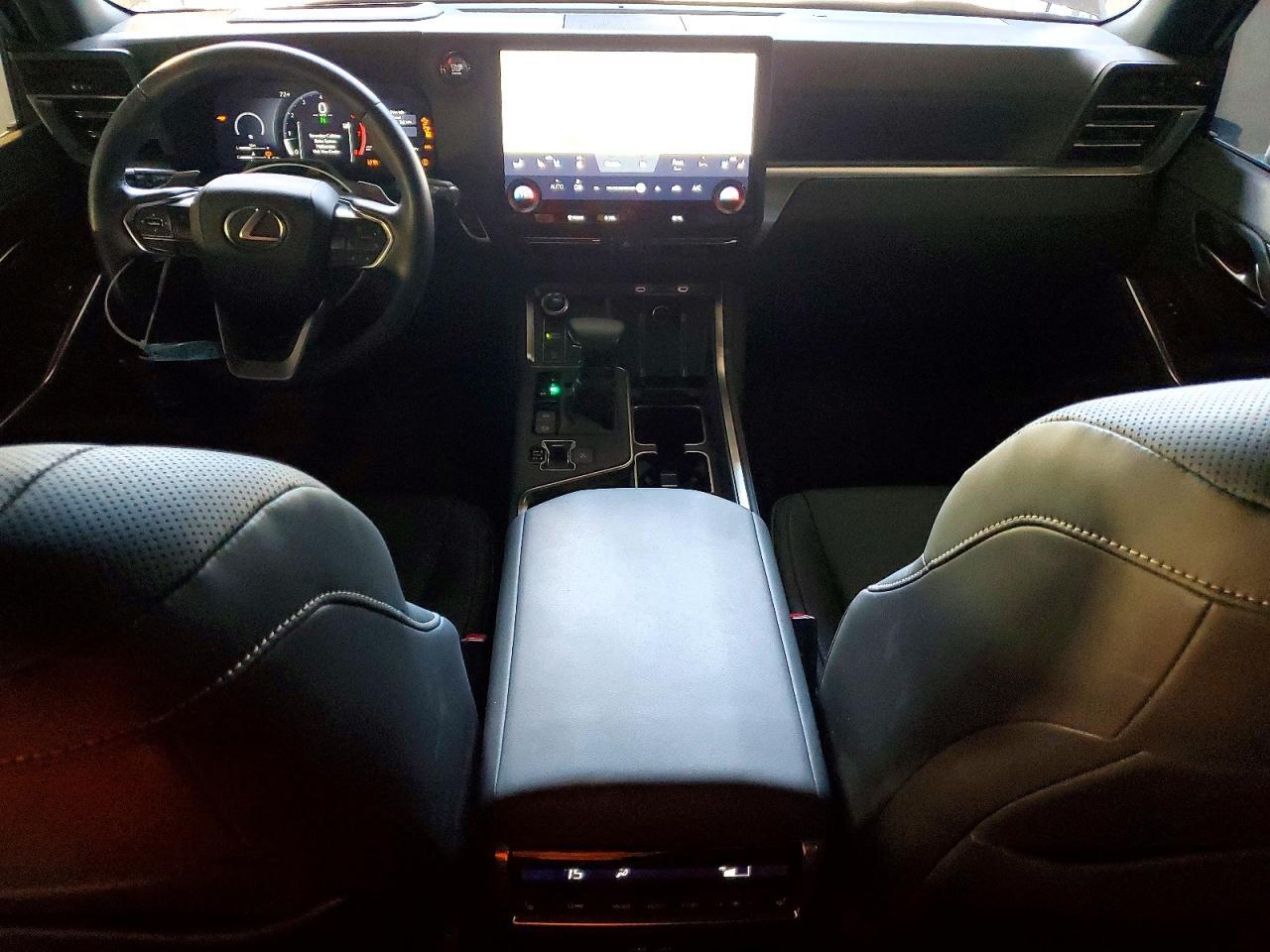 2025 LEXUS GX 550