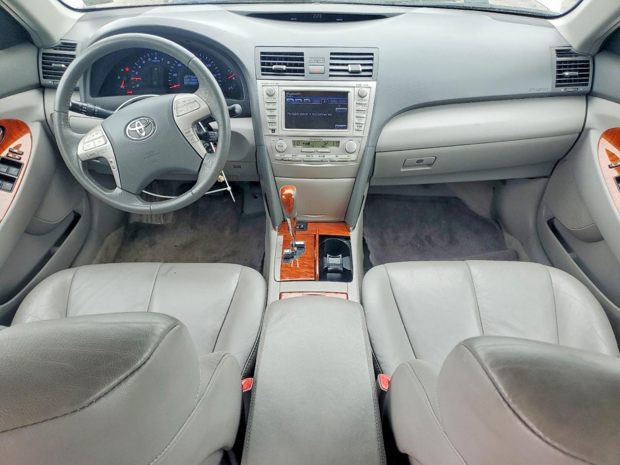 2011 TOYOTA CAMRY