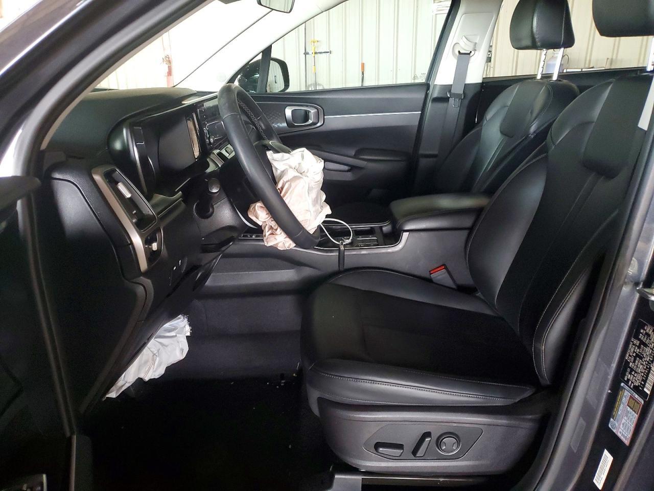 2022 KIA SORENTO