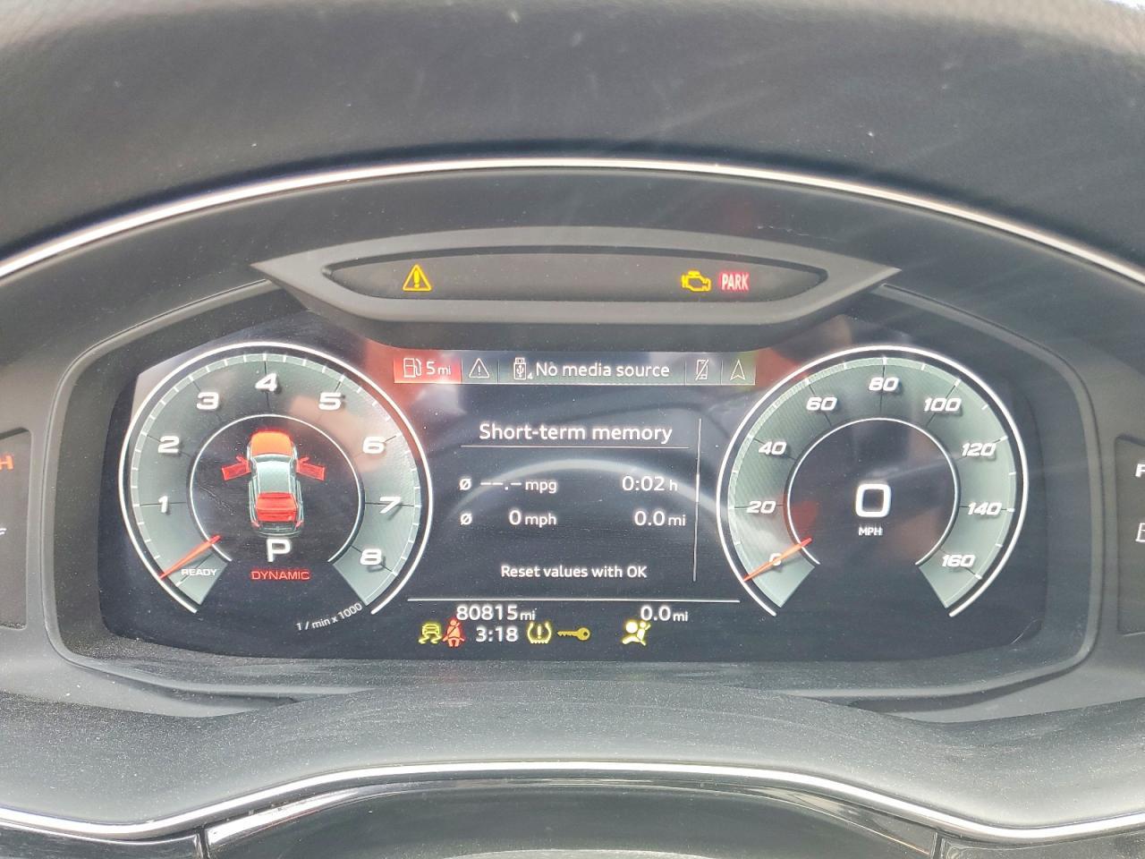 2021 AUDI Q8