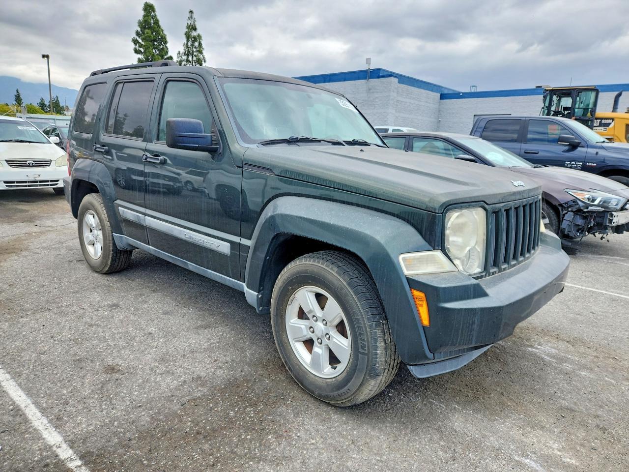 2011 JEEP Liberty
