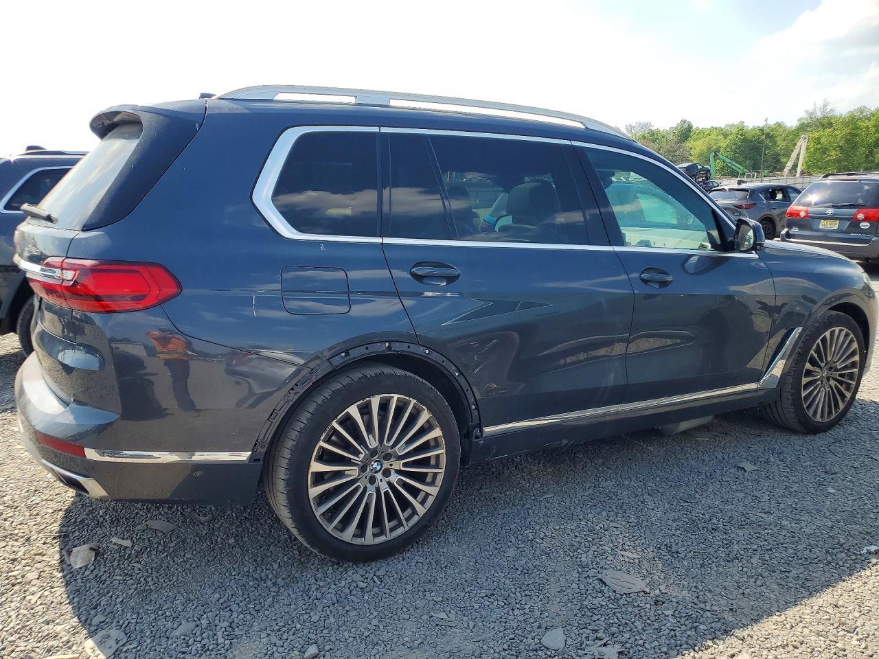 2019 BMW X7