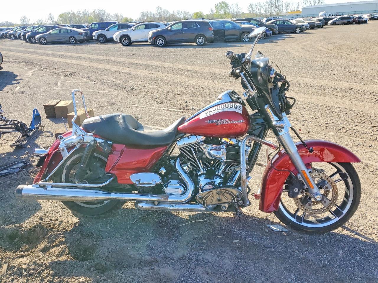 2012 HARLEY-DAVIDSON FLHX