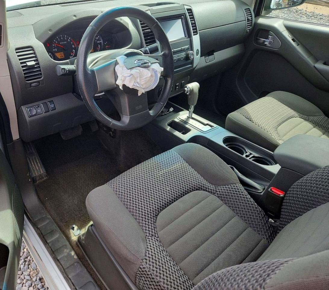 2012 NISSAN Frontier