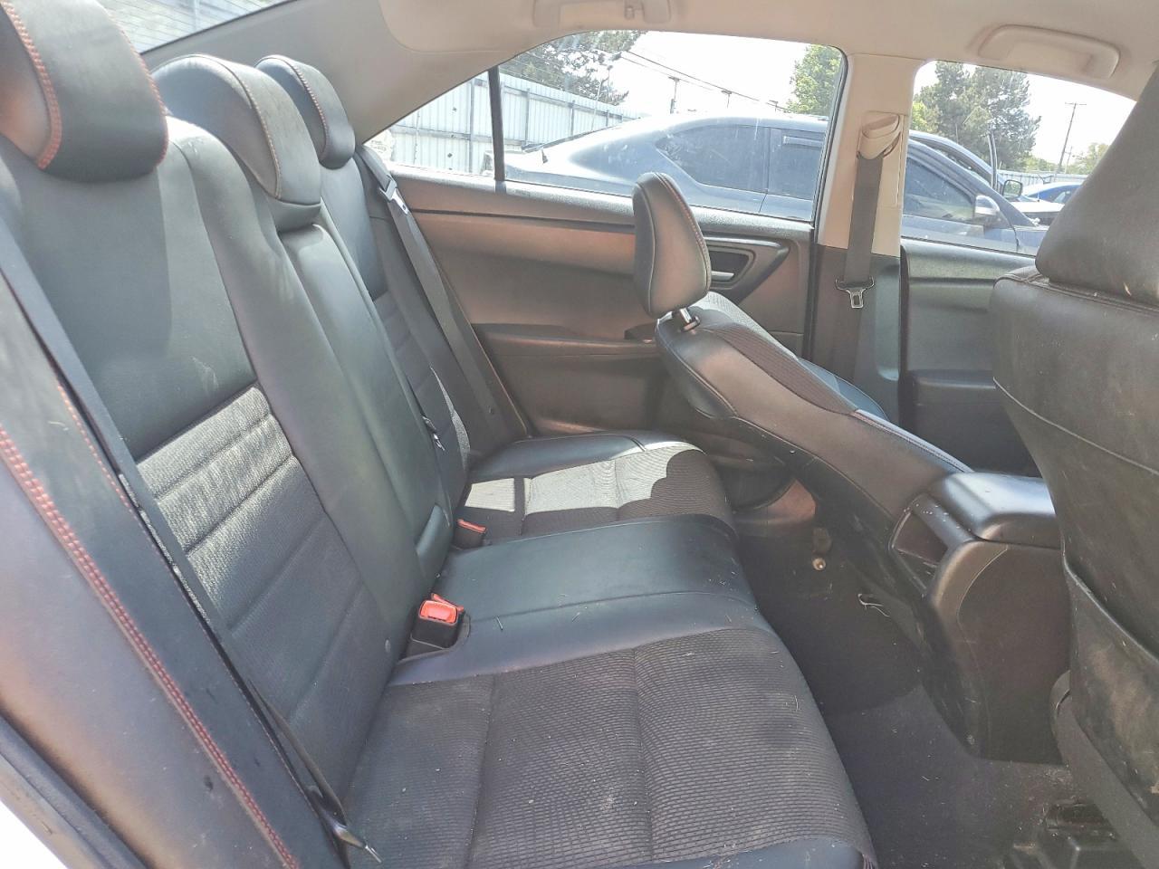 2017 TOYOTA CAMRY