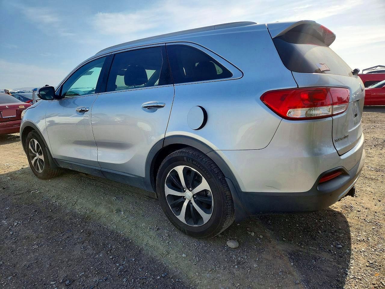 2017 KIA SORENTO