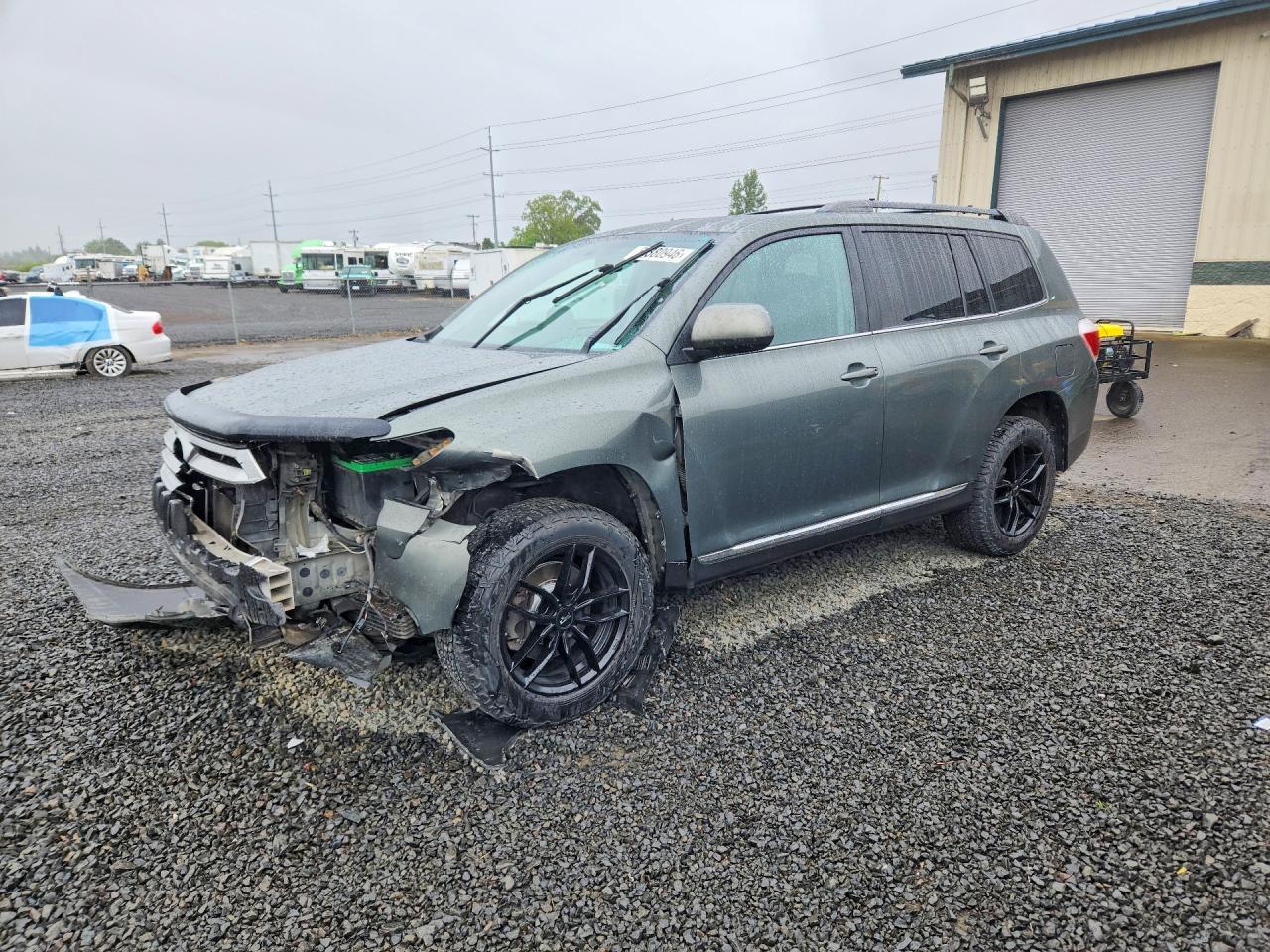 2013 TOYOTA HIGHLANDER