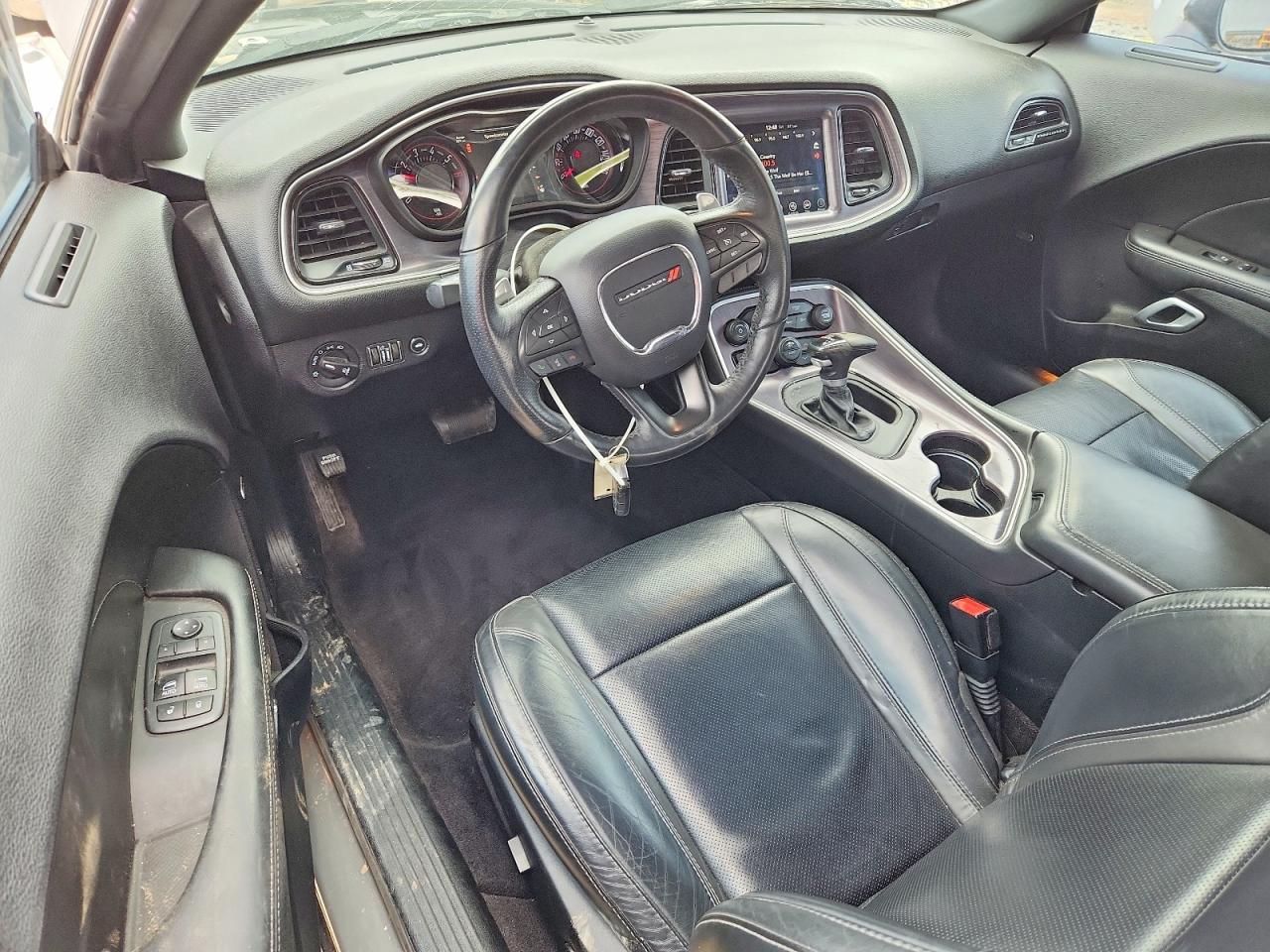 2017 DODGE Challenger