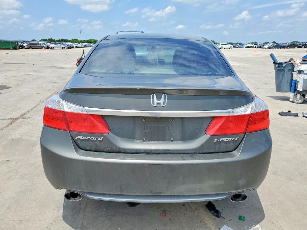 2015 HONDA ACCORD