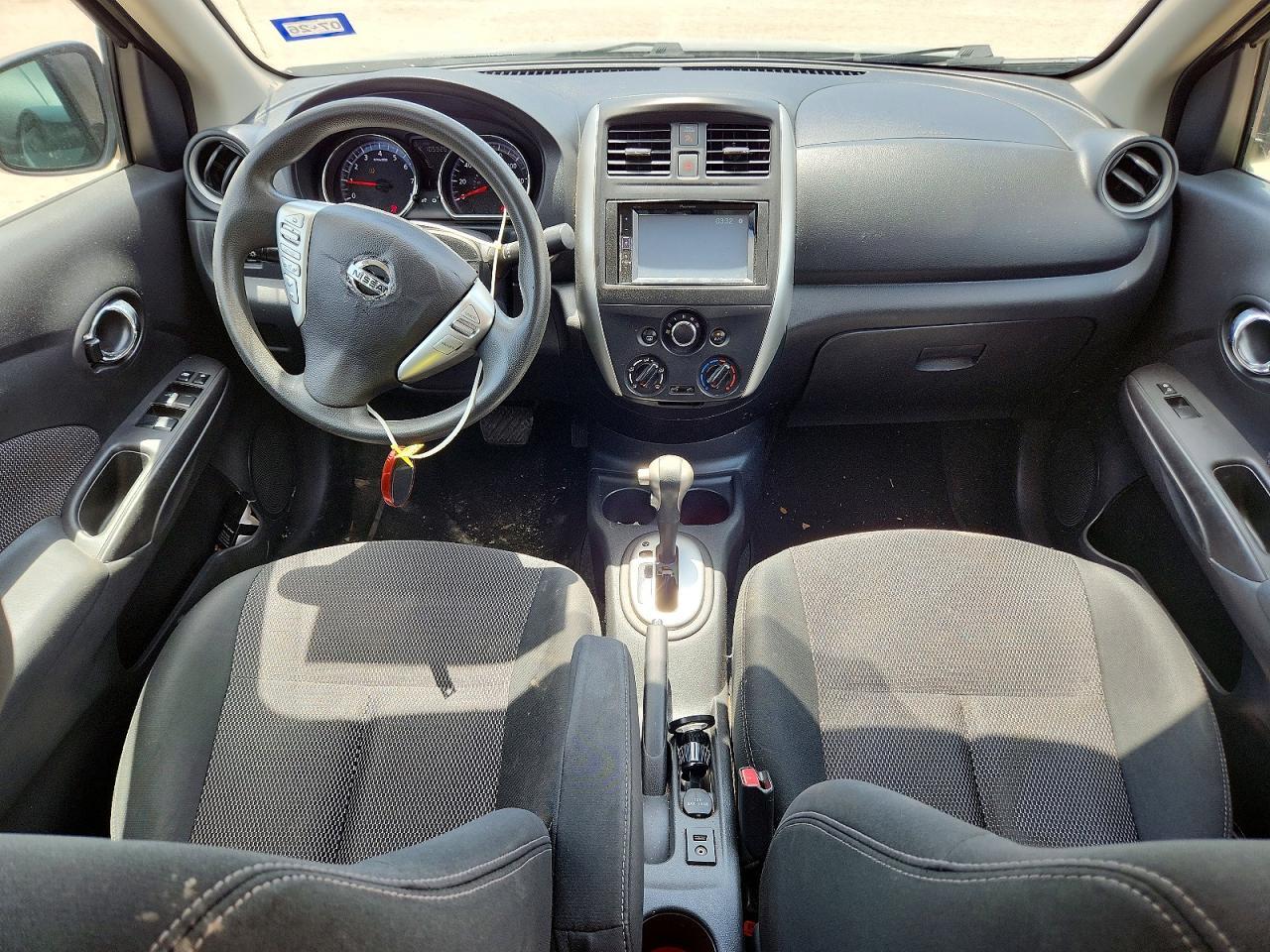 2015 NISSAN VERSA