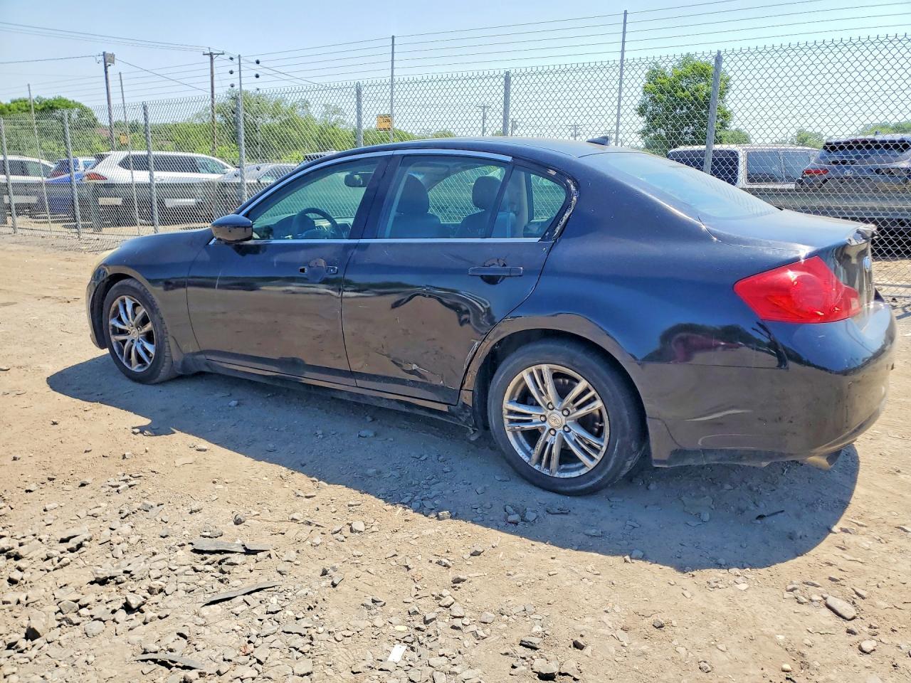 2010 INFINITI G37