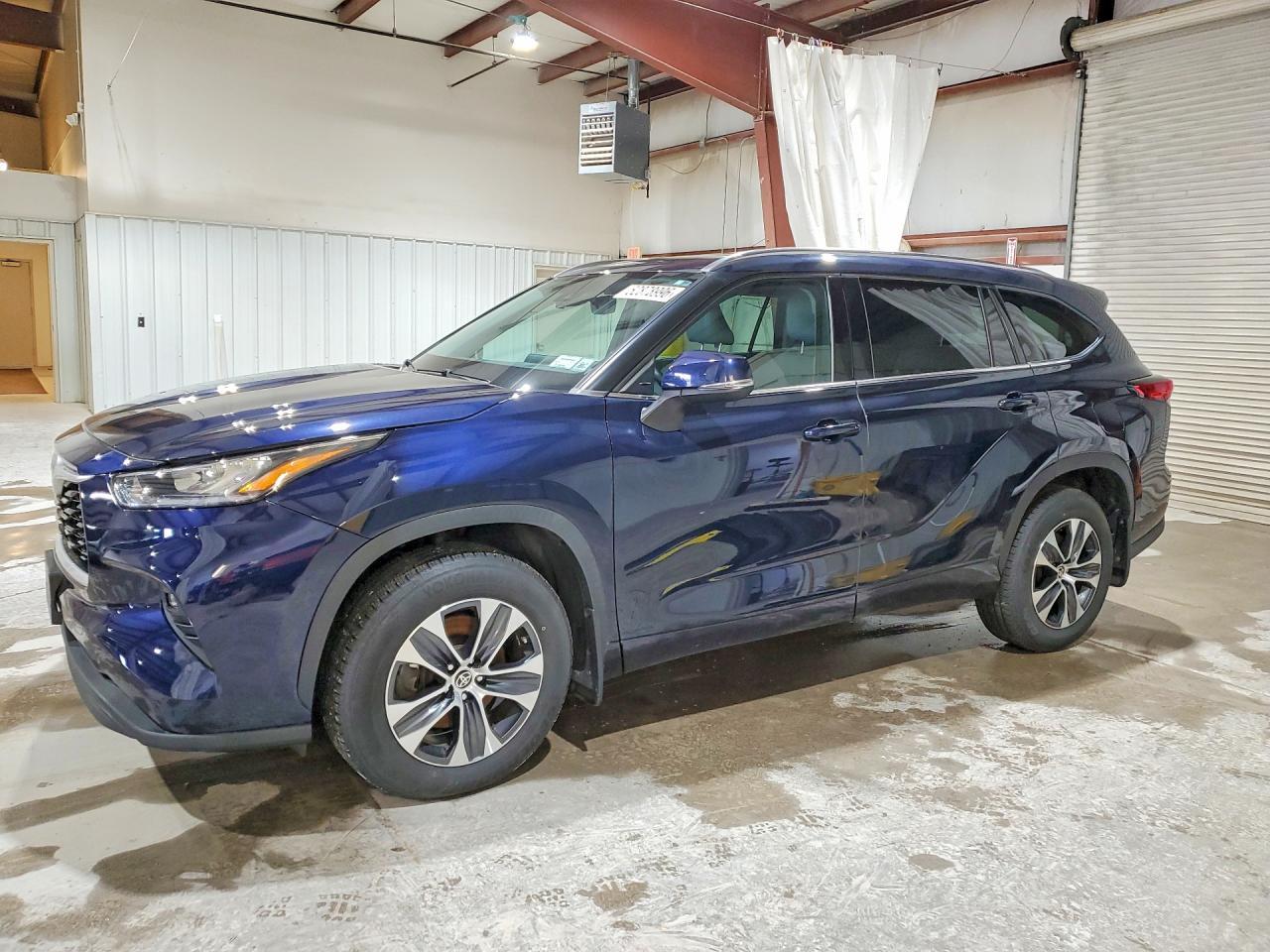2020 TOYOTA HIGHLANDER