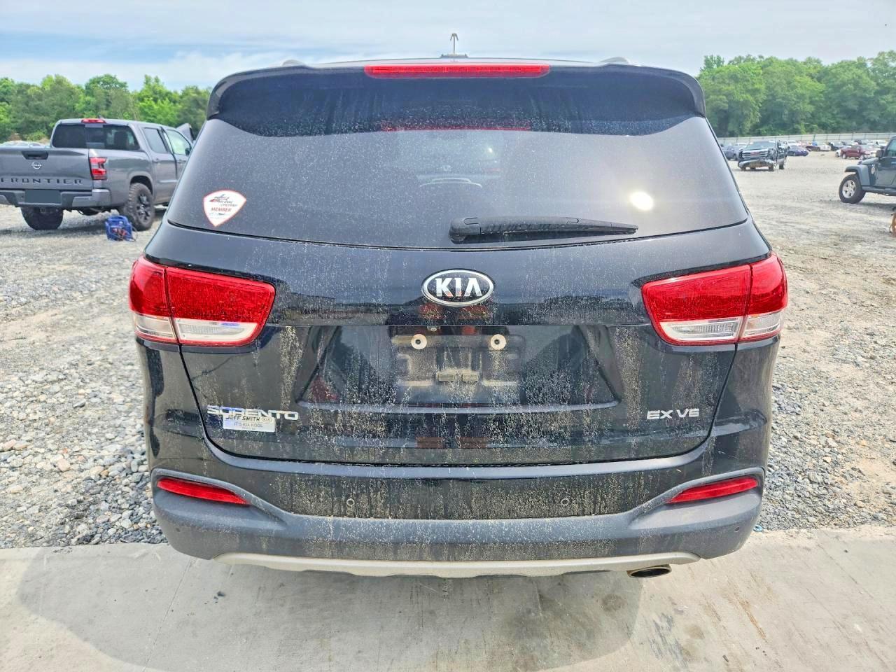2017 KIA SORENTO