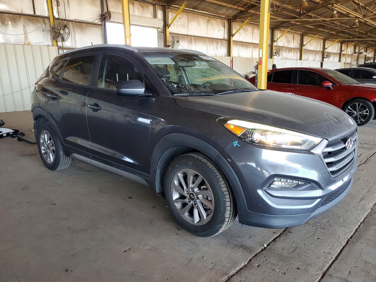 2017 HYUNDAI TUCSON