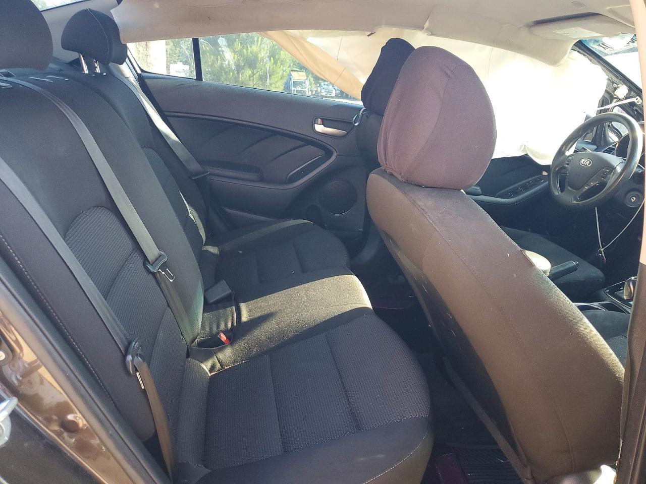 2017 KIA FORTE