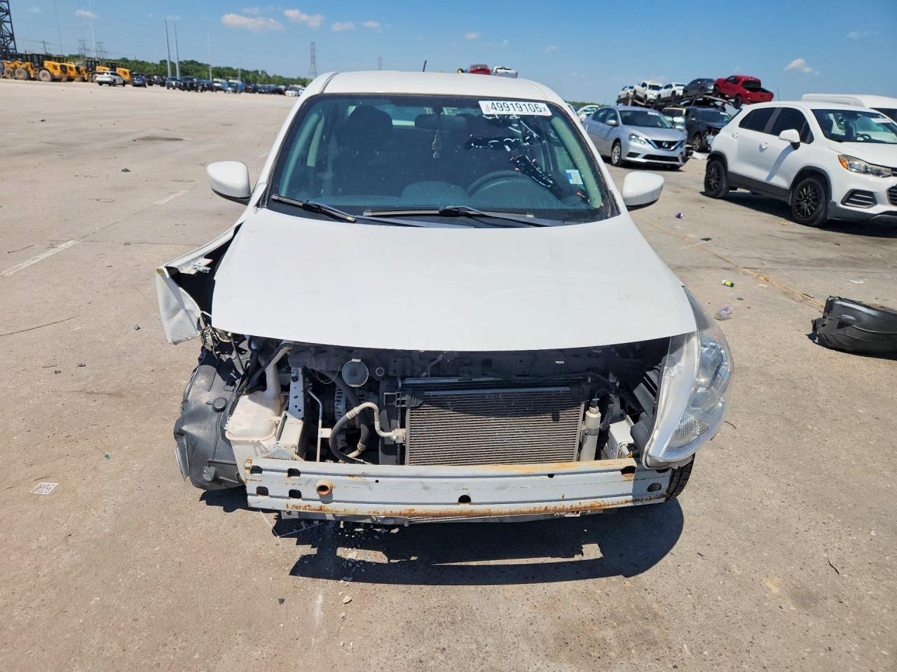 2018 NISSAN VERSA
