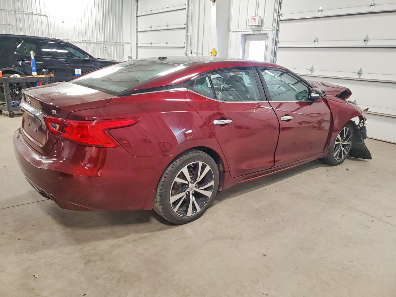 2018 NISSAN Maxima