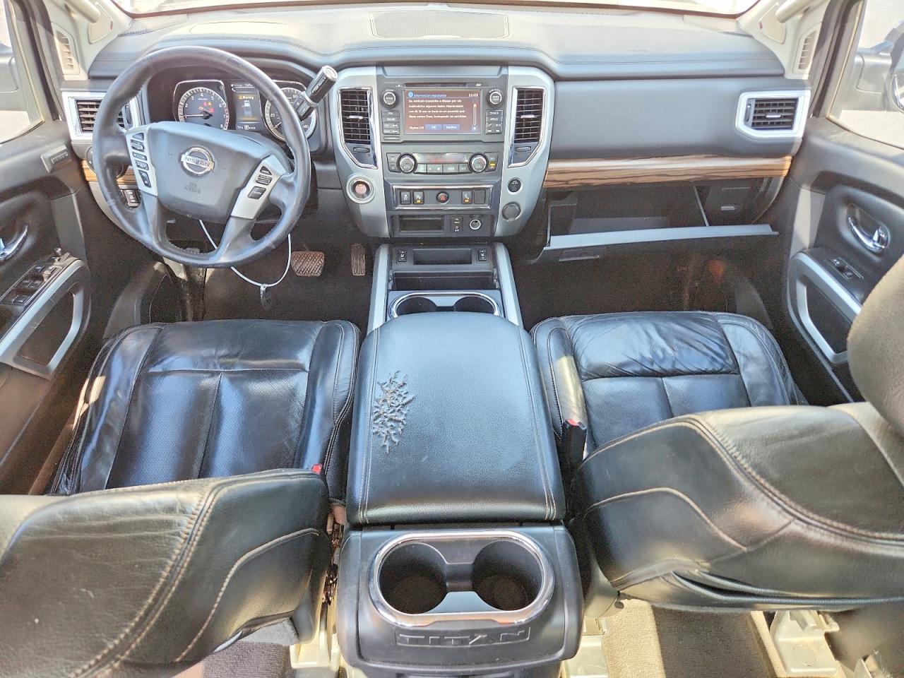 2017 NISSAN Titan