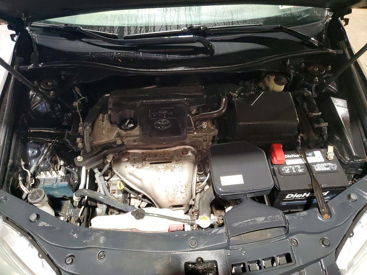 2016 TOYOTA CAMRY