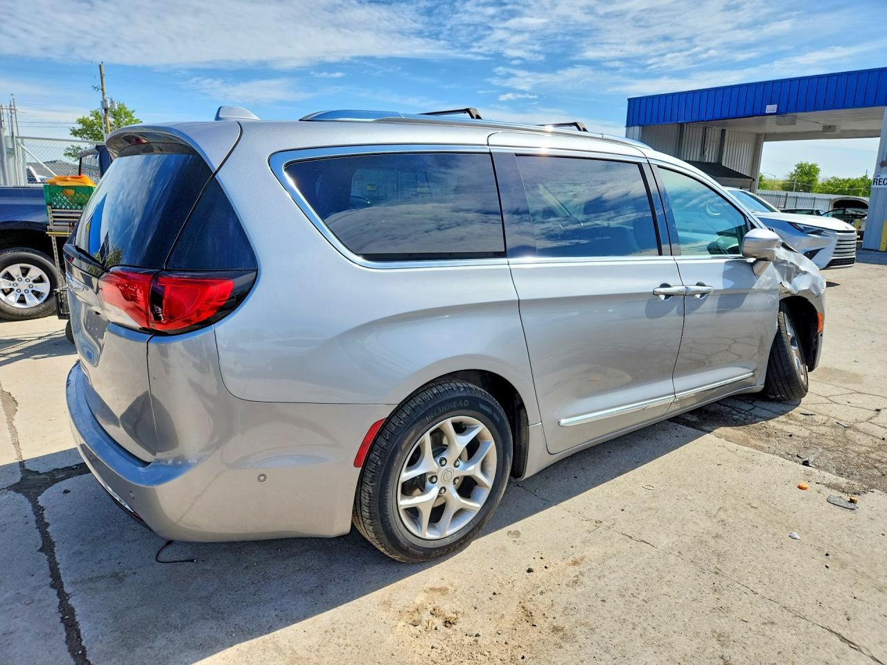 2018 CHRYSLER Pacifica